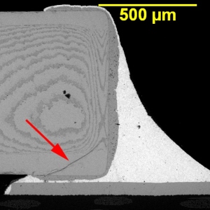 Flexure crack in an MLCC.